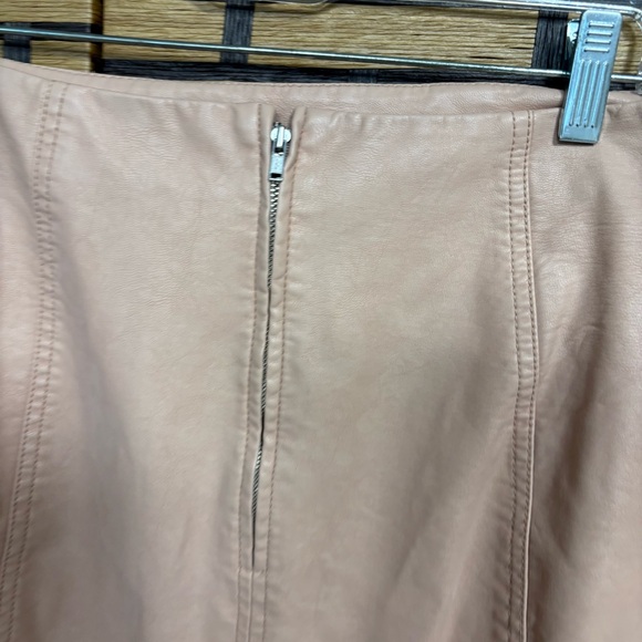 Free People Pink Modern Femme Vegan Leather Skirt Size 12‎ - Picture 3 of 5